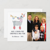 おもしろいラマをテーマにしたクリスマスファミリー写真 シーズンポストカード (正面/裏面)