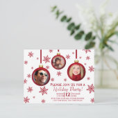 おもしろいレッドクリスマスバウブル3フォトホリデーパーティー インビテーションポストカード (スタンド正面)