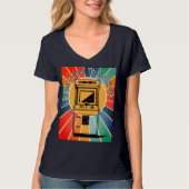 おもしろいレトロゲームTシャツ Tシャツ (正面)