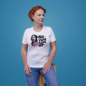 おもしろいレトロビベハロウィーンデザイン – いいえアップつるした Tシャツ