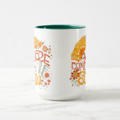 おもしろいレトロ来ここの太陽のインスピレーション マグカップ (中央)