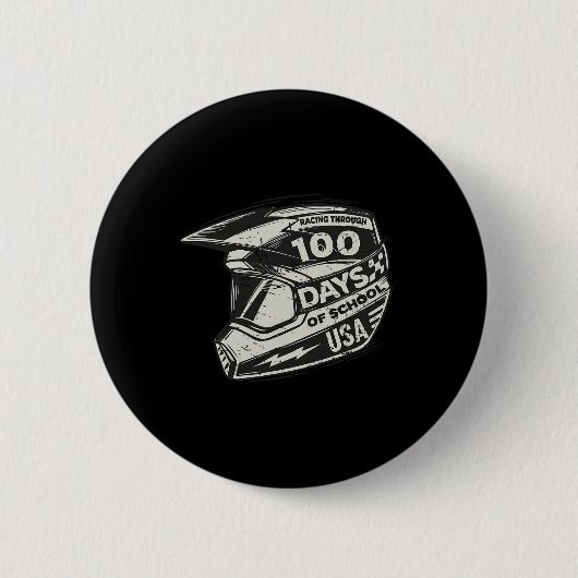 おもしろいレース100日の学校 – Race Helme 缶バッジ (正面)