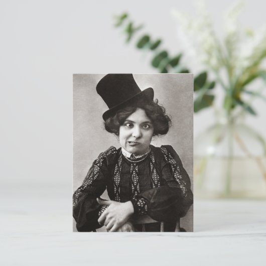 おもしろいヴィンテージビクトリアン顔 ポストカード (スタンド正面)