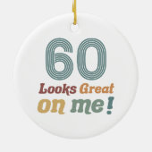おもしろいヴィンテージ60誕生日 セラミックオーナメント (裏面)