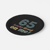 おもしろいヴィンテージ65誕生日 ペーパープレート (アングル)
