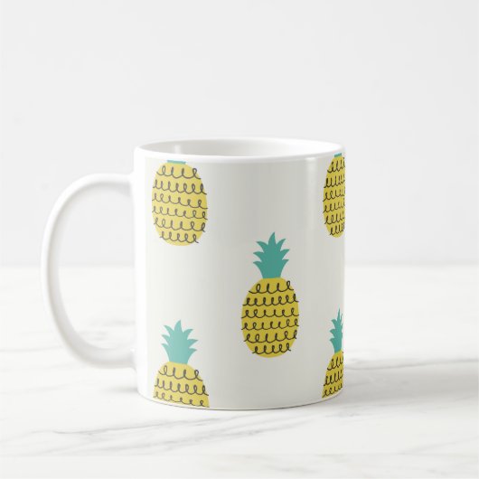 おもしろいヴィンテージPineappleシームレスイラストレーション。 コーヒーマグカップ (左)