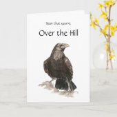 おもしろい丘の向こうのレイヴンとの誕生日 カード (黄色い花)