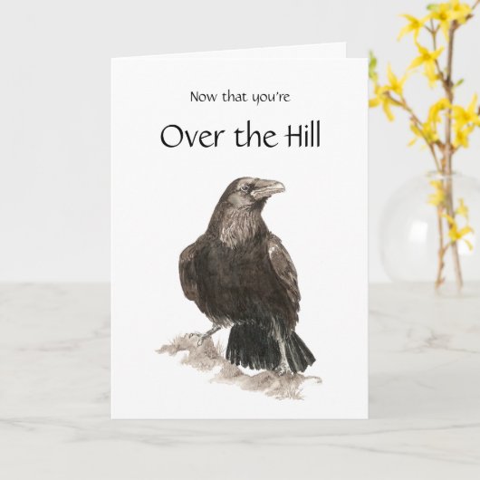 おもしろい丘の向こうのレイヴンとの誕生日 カード (黄色い花)