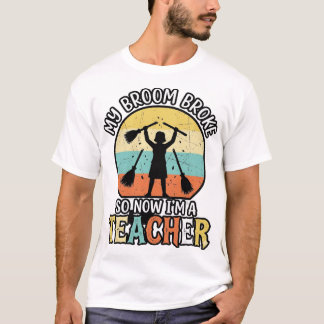 おもしろい先生の壊れた箒のハロウィン ヴィンテージTシャツ Tシャツ