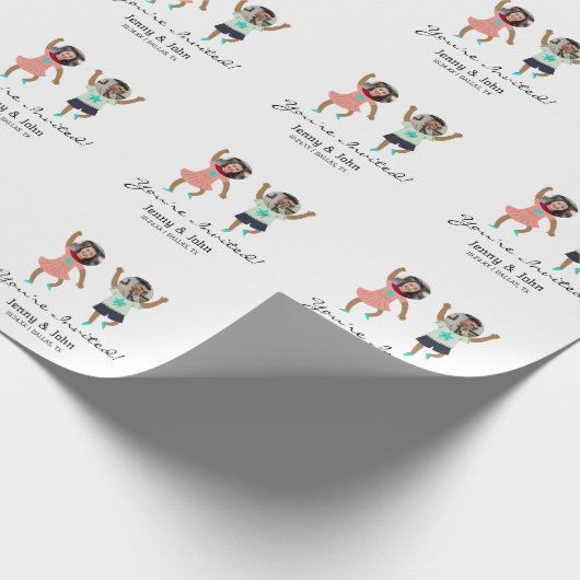 おもしろい写真カスタマイズの新郎新婦の結婚追加 ラッピングペーパー (角)