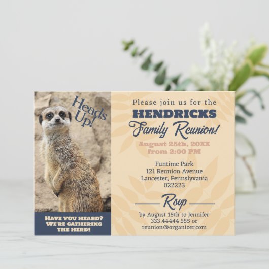 おもしろい可愛いメルカト家族懇親会保存日 招待状 (スタンド正面)