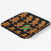 おもしろい型違うジンジャーブレッドマンを壊す ペーパープレート (傾斜あり)