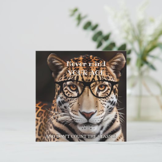 おもしろい大きな猫ブーゼ誕生日 カード (スタンド正面)