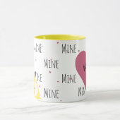 おもしろい女熱狂するの子「みね」かわいい恋 マグカップ (中央)