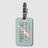 おもしろい子育てヴィレッジアンドヴィネヤード引用文 ラゲッジタグ (正面縦)