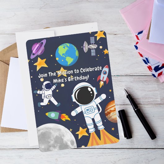 おもしろい宇宙飛行士、かわいいキッズファースト誕生日 招待状