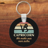 おもしろい山羊座〔占星術の〕十二宮図規則 キーホルダー (正面)