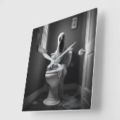 おもしろい幽霊座ってトイレ スクエア壁時計 (傾斜)