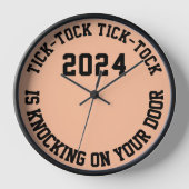 おもしろい引用文2024年新年のイブカウントダウンピーチファズ 壁時計 (正面)