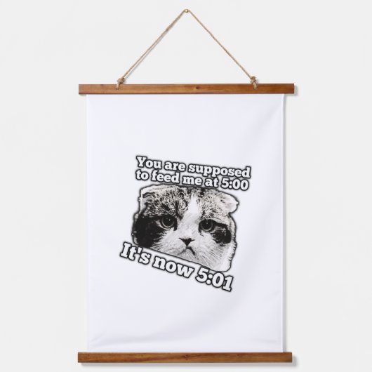 おもしろい怒子猫ミーム 吊り下げ型タペストリー (正面)