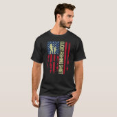 おもしろい愛国ラッキー魚釣りの魚釣り Tシャツ (正面フル)