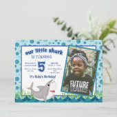 おもしろい我々の小さなサメ海写真5誕生日 招待状 (スタンド正面)