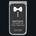おもしろい新郎ホワイトタイTuxedoの結婚父 シルバー マネークリップ<br><div class="desc">これらのおもしろいマネークリップは、新郎の父のための贈り物または好意として設計されている。黒い背景に3つの白いボタンが付いた白い弓タイのおもしろいデザインで、タキシードに似ている。文字読の「新郎の父」は、彼の名前を入力する場所と彼のカップルの名結婚前と日付結婚を持つ。彼素晴らしに感謝していは結婚披露宴のメンバーとして。</div>