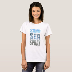 おもしろい旅行ビーチサンドシーアンドスプレースローガン Tシャツ