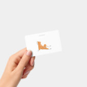 おもしろい柴犬ドッグヨガポーズの誕生日プレゼント バッジ (手持ち)