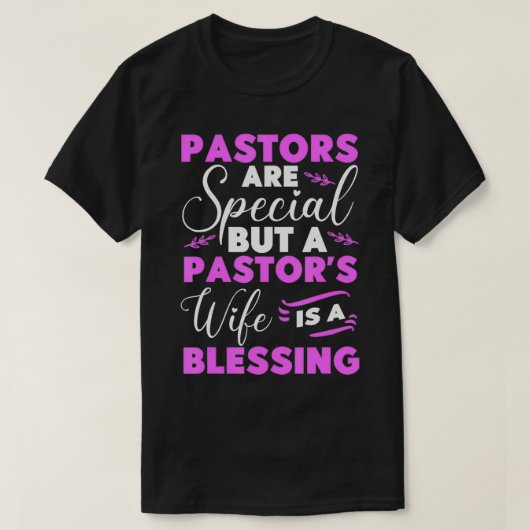 おもしろい牧師の妻の感謝の説教者の妻クリス Tシャツ (デザイン正面)
