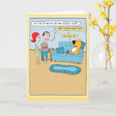 おもしろい犬がソファー誕生日カードにワッフルを欲しがる カード (黄色い花)