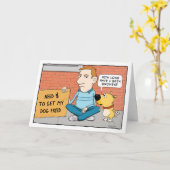 おもしろい犬が固定ハッピーバースデーでない カード (黄色い花)