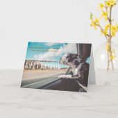 おもしろい犬アットウィンドウカー誕生日グリーティングカード カード (黄色い花)