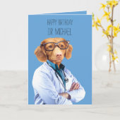 おもしろい犬ドクター及びナース誕生日 カード (黄色い花)