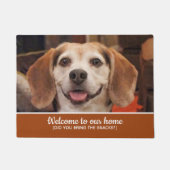 おもしろい犬写真お菓子ウェルカムラスト持って来た ドアマット (正面)