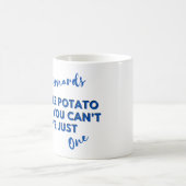 おもしろい犬引用文:サンベルナルドとポテトチップス コーヒーマグカップ (中央)