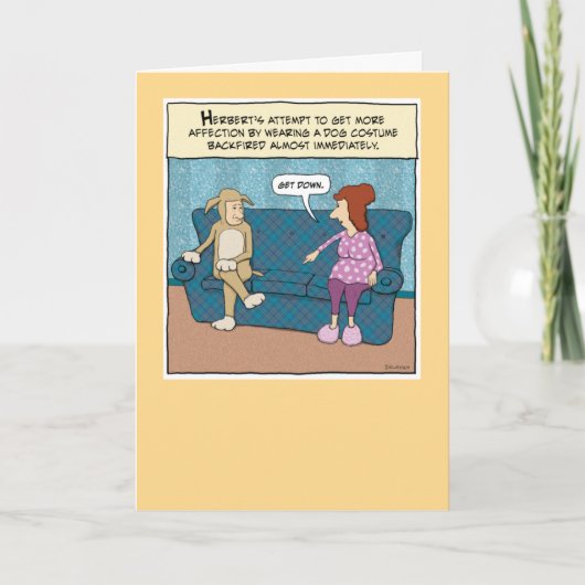 おもしろい犬衣装誕生日 カード (正面)