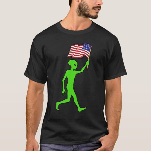 おもしろい独立記念日 エイリアン 7月4日 Tシャツ (正面)