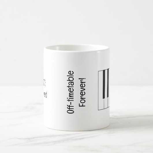 おもしろい私は音楽退職した先生ピアノだおもしろい コーヒーマグカップ (中央)