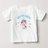 おもしろい空飛ぶユニコーンの虹色1歳誕生日 ベビーTシャツ (正面)