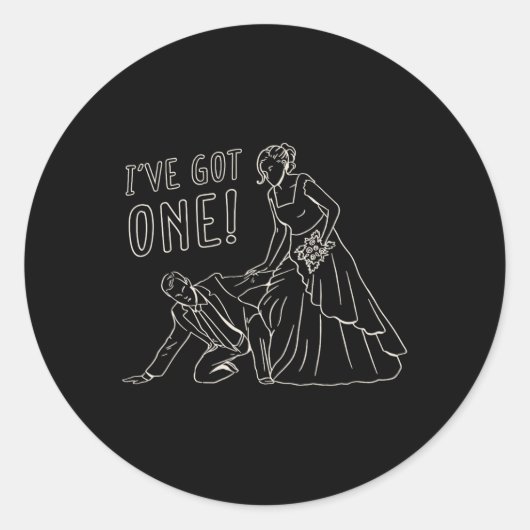 おもしろい結婚新郎新婦デザイン ラウンドシール (正面)