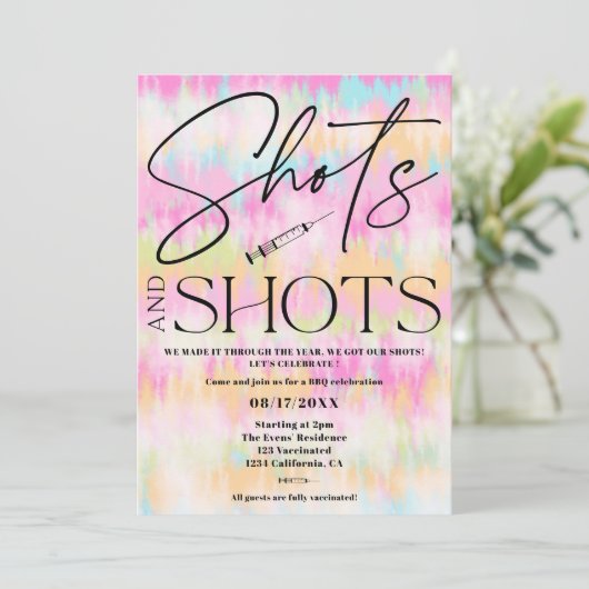 おもしろい絞り染めショット接種お祝い 招待状 (スタンド正面)