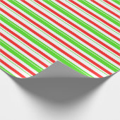 おもしろい緑、白、赤のクリスマスインスパイアストライプ ラッピングペーパー (角)