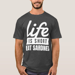 おもしろい缶詰はイワシ食べ食品 Tシャツ