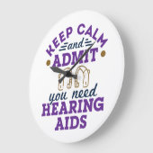 おもしろい聴覚保自認Need Hearing Aids ラージ壁時計 (傾斜)