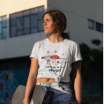 おもしろい茸を食うと腐る感じる Tシャツ<br><div class="desc">「おもしろいお前はムシムシだ」と言う文字でキノコの水色イラストレーションを取り入れたtシャ感じツハットデザイン。</div>