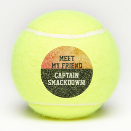 おもしろい話のSmackdownの競争のゲーム・ボールを平手で打って下さい テニスボール