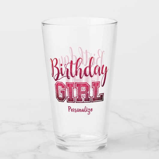 おもしろい誕生日ガールピンクガーリーパーソナライズされた タンブラーグラス (裏面)