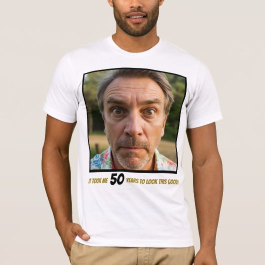 おもしろい誕生日クルーの写真年齢おもしろい笑わされる Tシャツ (正面)