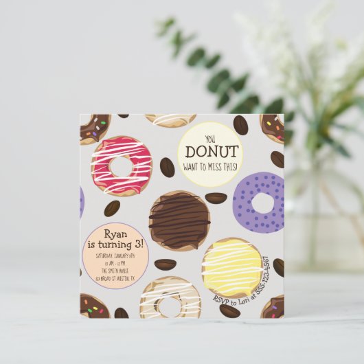 おもしろい誕生日招待状 – ドーナツ子供の誕生日 招待状 (スタンド正面)